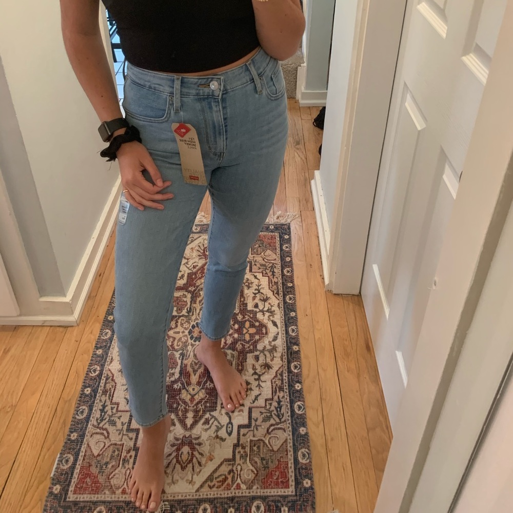 721 High Rise Skinny Levi Jeans